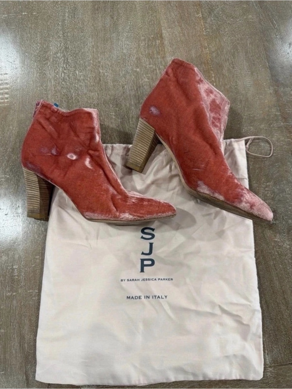 SJP by Sarah Jessica Parker Mauve Pink Velvet Pointed Ankle Boots